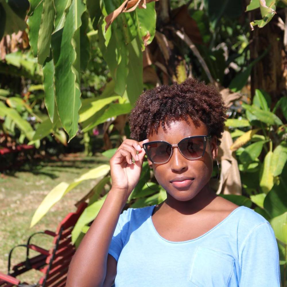 Meet your Posher, Taylor